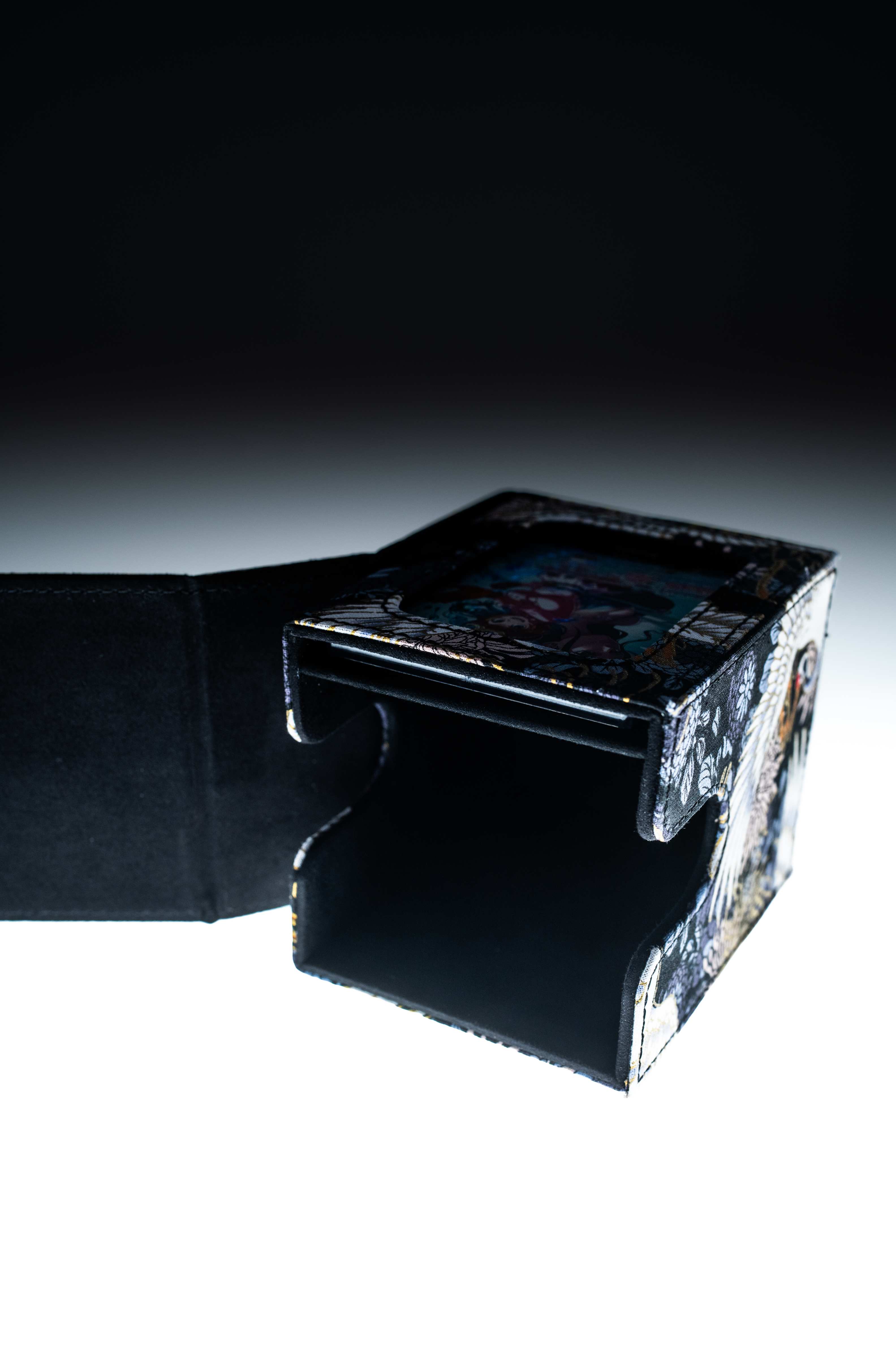 BLUE-SWAN DECKBOX